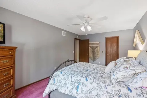 9558 Kingsview Lane N Maple Grove MN 55369