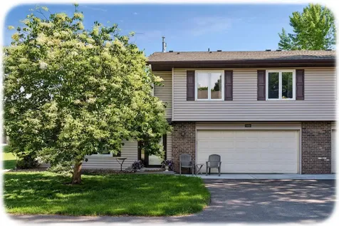 9558 Kingsview Lane N Maple Grove MN 55369
