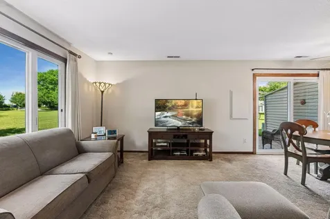 9558 Kingsview Lane N Maple Grove MN 55369