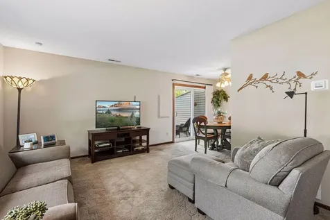 9558 Kingsview Lane N Maple Grove MN 55369