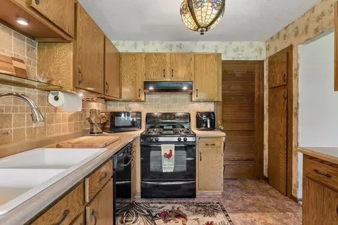9558 Kingsview Lane N Maple Grove MN 55369