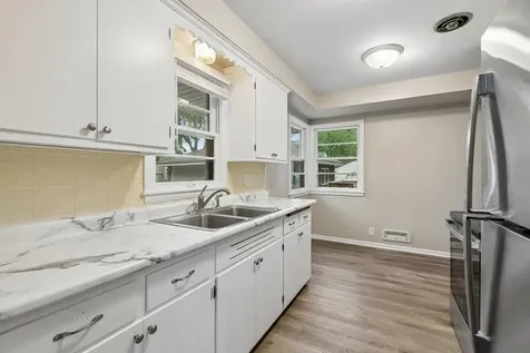 7520 Thomas Avenue S Richfield MN 55423
