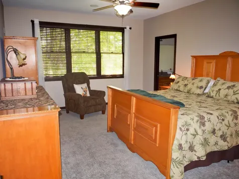 5250 167th Street W Lakeville MN 55044
