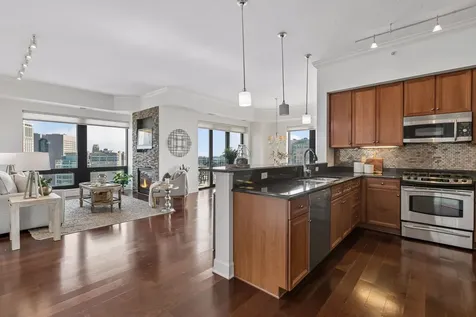 500 E Grant Street Minneapolis MN 55404