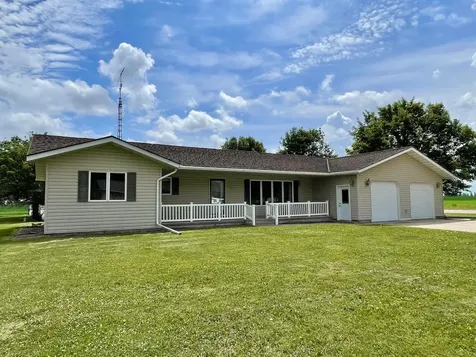 212 Eastern Avenue S Comfrey MN 56019