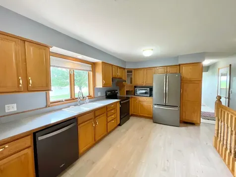212 Eastern Avenue S Comfrey MN 56019