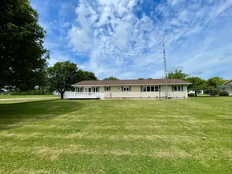 212 Eastern Avenue S Comfrey MN 56019