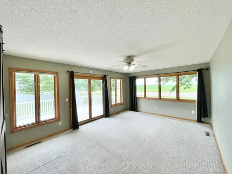 212 Eastern Avenue S Comfrey MN 56019