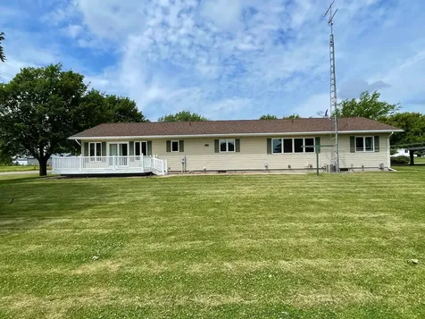 212 Eastern Avenue S Comfrey MN 56019