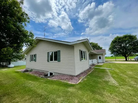 212 Eastern Avenue S Comfrey MN 56019