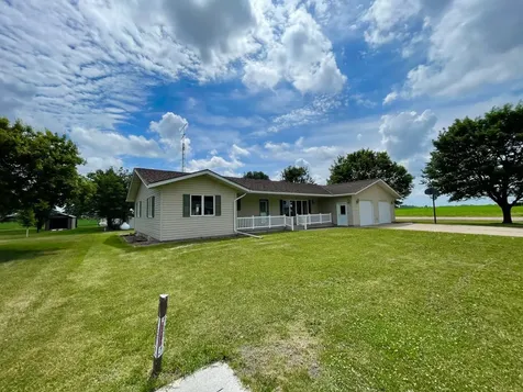 212 Eastern Avenue S Comfrey MN 56019