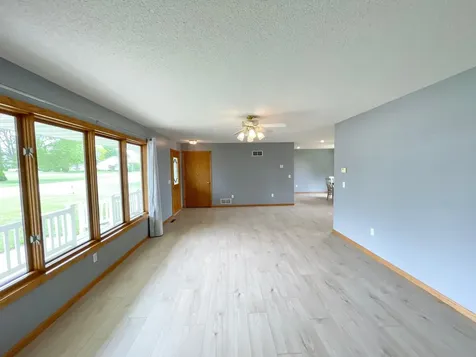 212 Eastern Avenue S Comfrey MN 56019