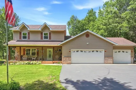 733 220th Street Osceola WI 54020