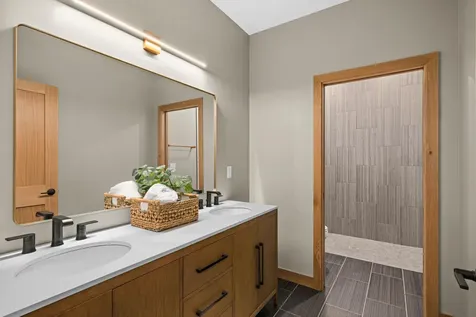 25294 Piquant Way Cohasset MN 55721