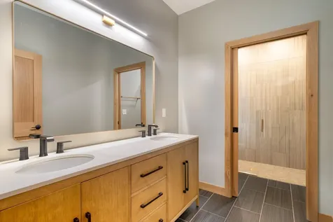 25294 Piquant Way Cohasset MN 55721