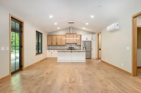 25294 Piquant Way Cohasset MN 55721