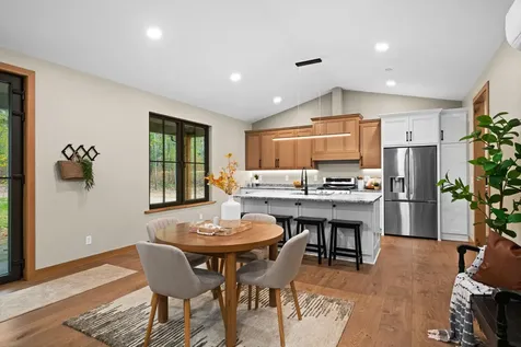 25294 Piquant Way Cohasset MN 55721