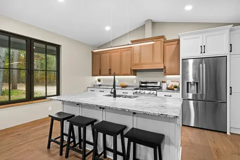 25294 Piquant Way Cohasset MN 55721