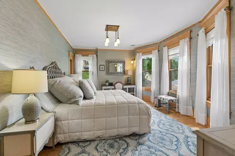 818 Goodrich Avenue Saint Paul MN 55105