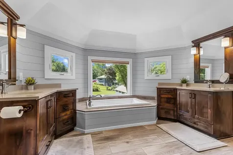 25525 Smithtown Road Excelsior MN 55331