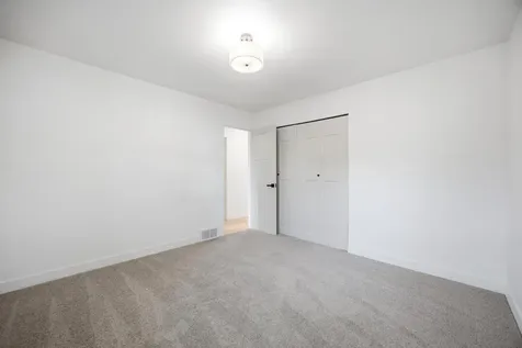 1550 13 1/2 Street S Fargo ND 58103
