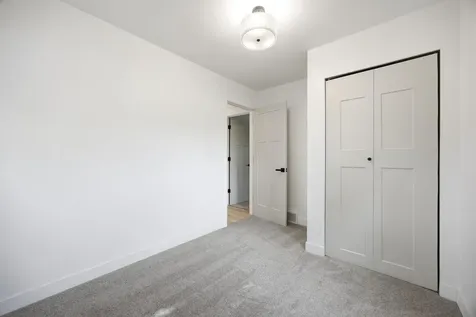 1550 13 1/2 Street S Fargo ND 58103