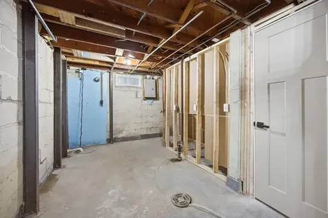 1550 13 1/2 Street S Fargo ND 58103