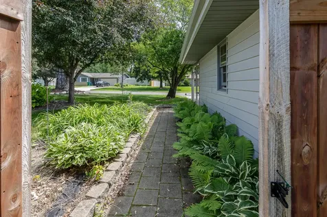 2145 Zealand Avenue N Golden Valley MN 55427