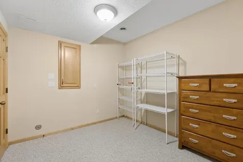 18205 39th Avenue N Plymouth MN 55446