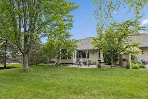 18205 39th Avenue N Plymouth MN 55446