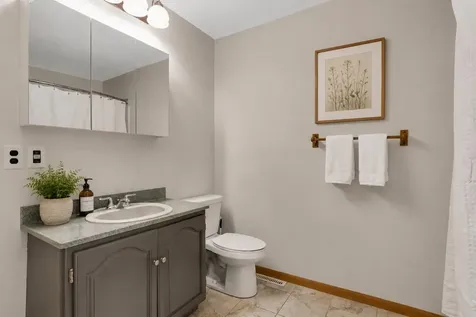 8635 Oakland Avenue S Bloomington MN 55420