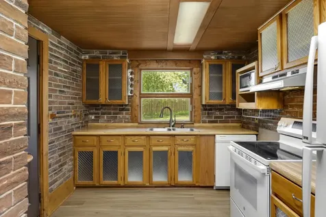 8635 Oakland Avenue S Bloomington MN 55420