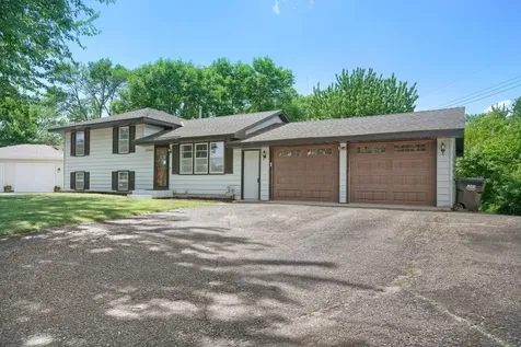 11340 Gladiola Street NW Coon Rapids MN 55433