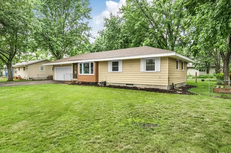 10136 Dogwood Street NW Coon Rapids MN 55448