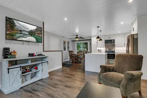 10136 Dogwood Street NW Coon Rapids MN 55448