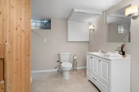 7703 49th Avenue N New Hope MN 55428