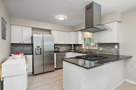 7703 49th Avenue N New Hope MN 55428