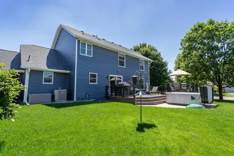 247 Pendryn Hill Circle Woodbury MN 55125