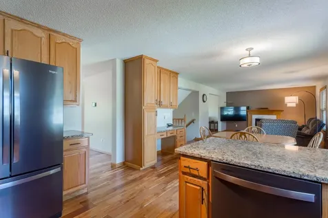 247 Pendryn Hill Circle Woodbury MN 55125