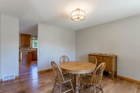 247 Pendryn Hill Circle Woodbury MN 55125