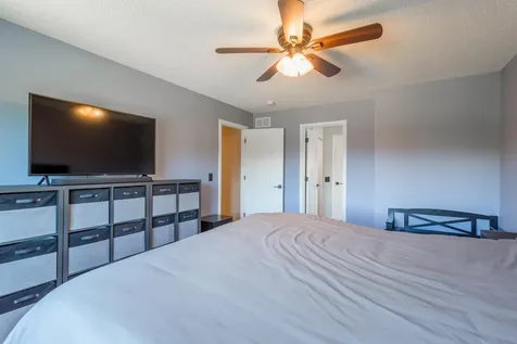 247 Pendryn Hill Circle Woodbury MN 55125