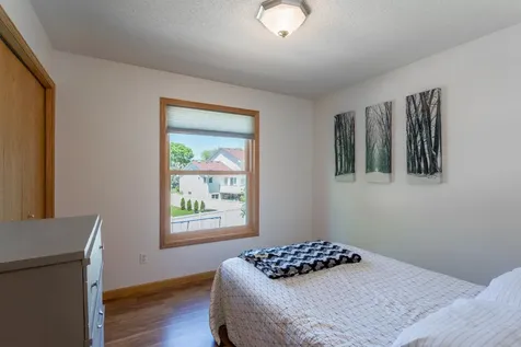 247 Pendryn Hill Circle Woodbury MN 55125