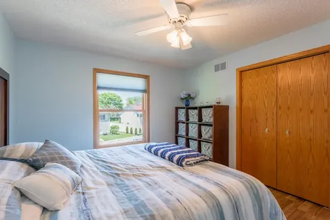 247 Pendryn Hill Circle Woodbury MN 55125