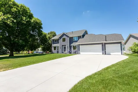 247 Pendryn Hill Circle Woodbury MN 55125