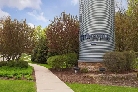 3105 Countryside Bay Woodbury MN 55129