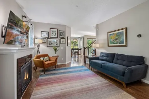 3105 Countryside Bay Woodbury MN 55129