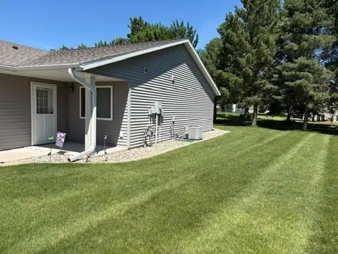 1827 Scenic Heights Court SW Hutchinson MN 55350