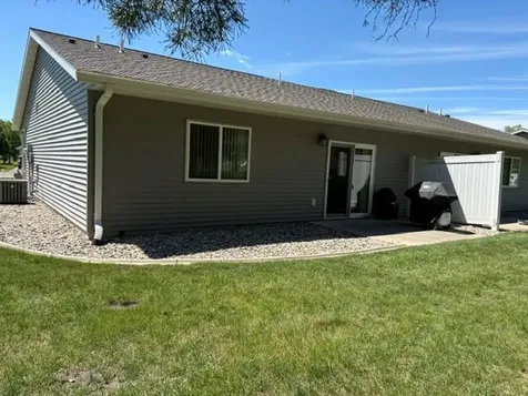 1827 Scenic Heights Court SW Hutchinson MN 55350