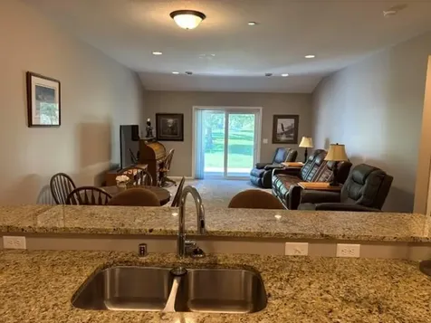 1827 Scenic Heights Court SW Hutchinson MN 55350