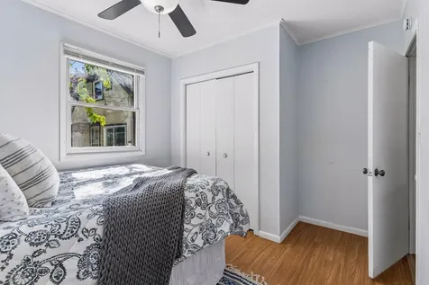 991 Minnehaha Avenue W Saint Paul MN 55104